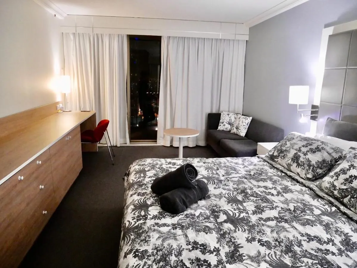 Fab Studio In Heart Of Surfers Paradise! Free Wifi And Free Parking! Gold Coast Herberg